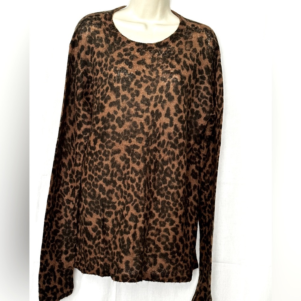4/$10 Bestow Women’s Sweater Size M